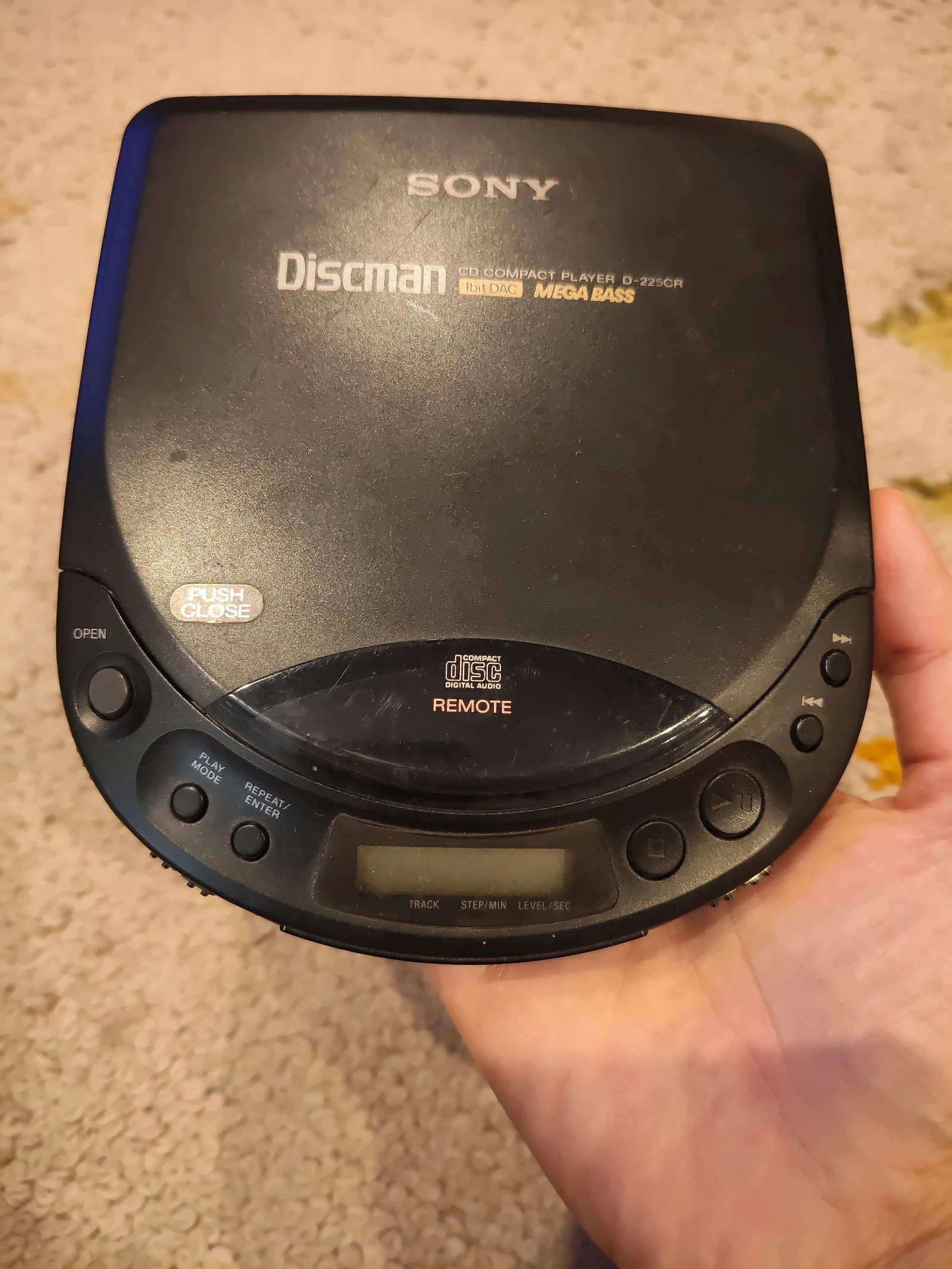 Discman Sony/Reproductor CD Compact D-225CR